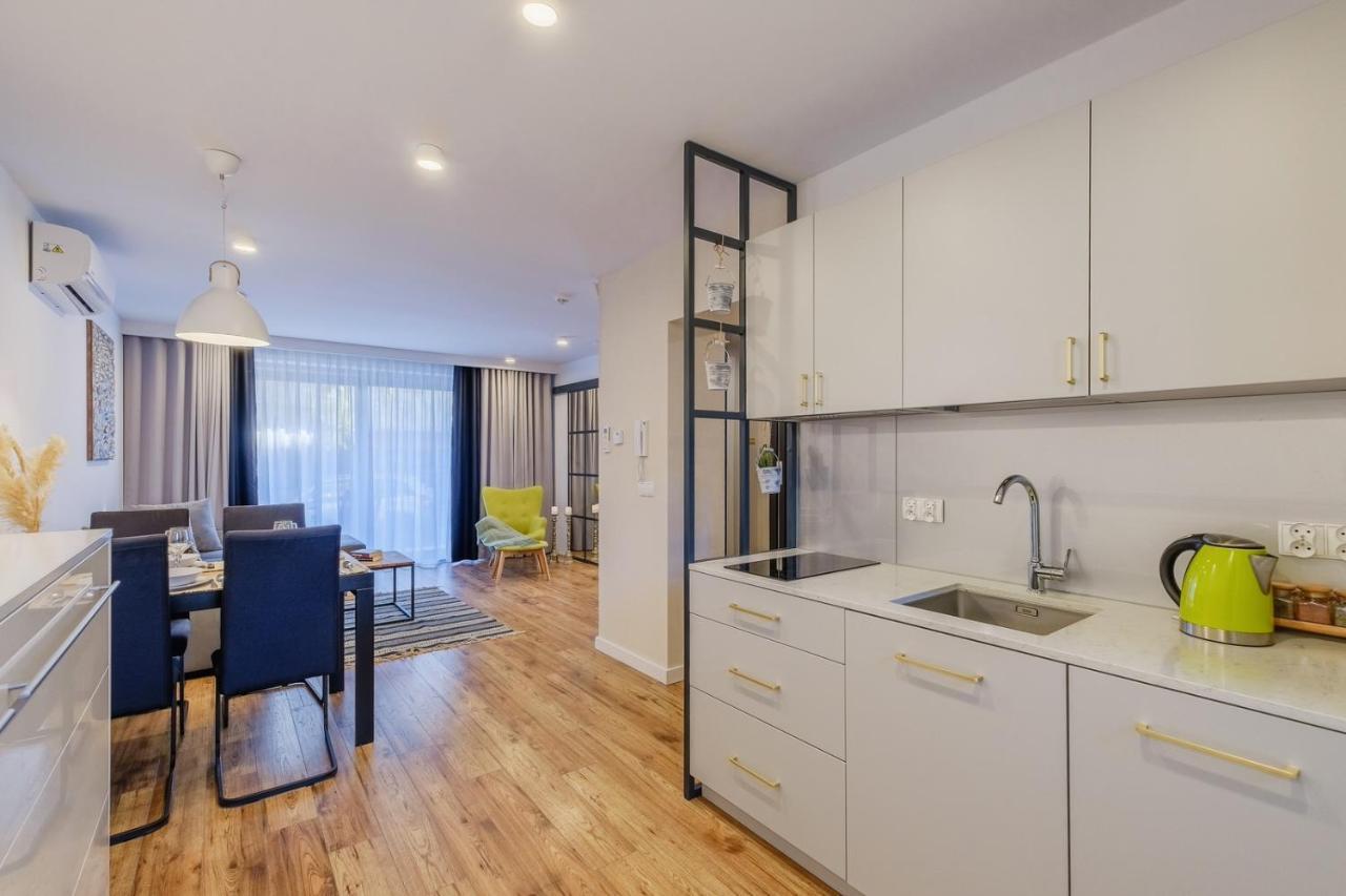 Rezydencja Ornak 5 - Stylowe Apartamenty Z Balkonami I Jacuzzi, 5 Min Pieszo Do Krupowek, Izby Podhalanskie Zakopane Bagian luar foto