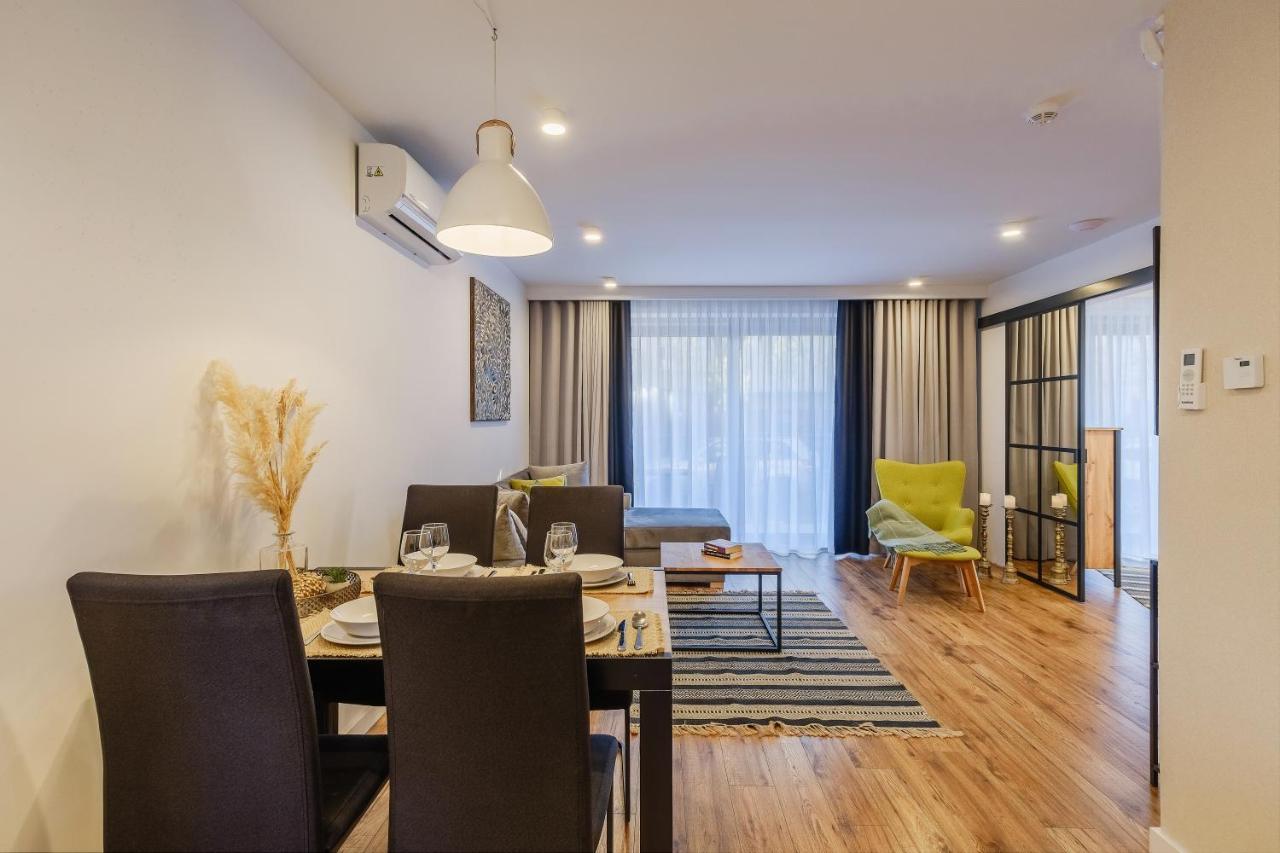 Rezydencja Ornak 5 - Stylowe Apartamenty Z Balkonami I Jacuzzi, 5 Min Pieszo Do Krupowek, Izby Podhalanskie Zakopane Bagian luar foto